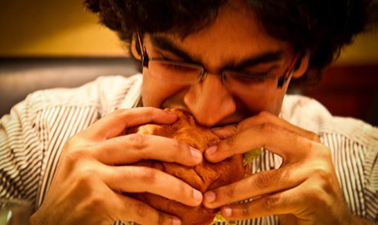 Bilerek Oruç Bozmanın Cezası